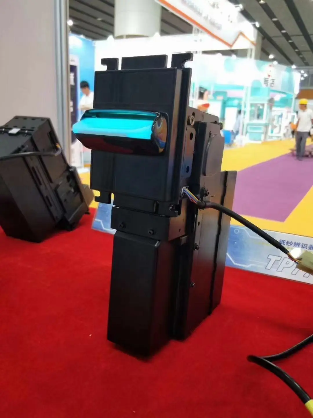 #q banknotes bill validator ac - đánh giá và giá Vending Q